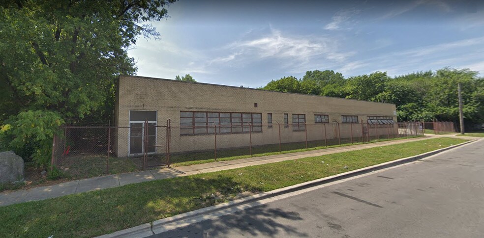 Primary Photo Of 4901 W Arthington St, Chicago Warehouse For Lease