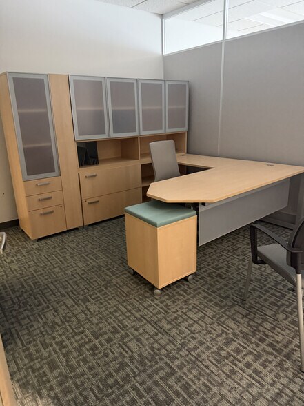 More Photos Of 185 Grant St, West End Office For Sale