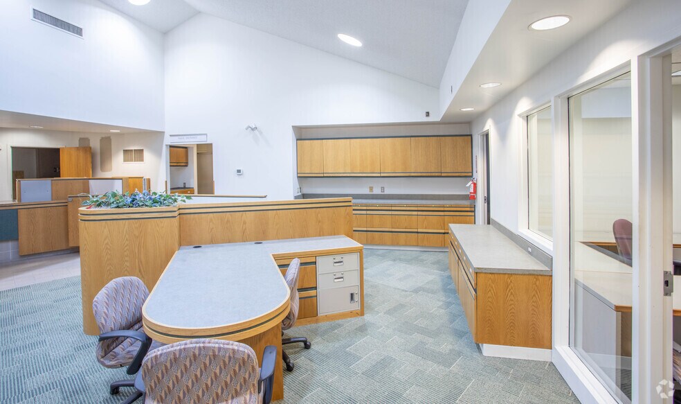 More Photos Of 2186 E High St, Pottstown Freestanding For Sale