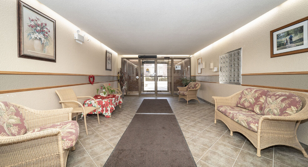 More Photos Of 1 Robert St, Arnprior Apartments For Sale