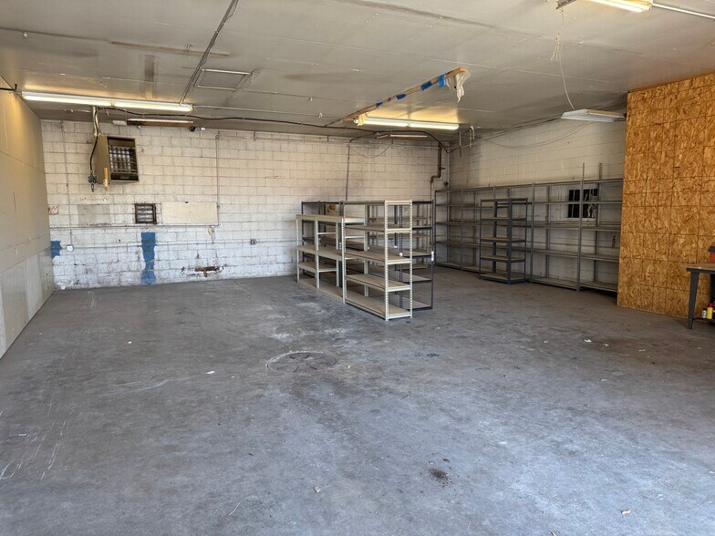 More Photos Of 805-809 E Perkins Rd, Urbana General Retail For Lease