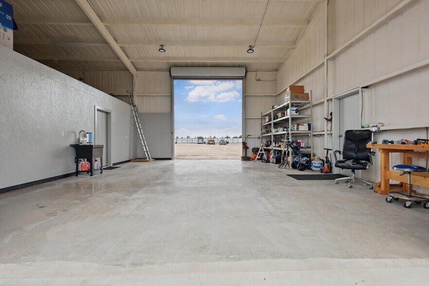 More Photos Of 1301 Vetch RD, Ferris Land For Sale