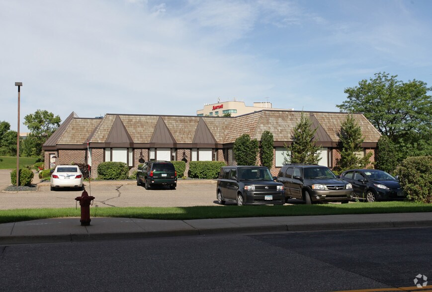 More Photos Of 9950 Wayzata Blvd, Saint Louis Park Office For Sale