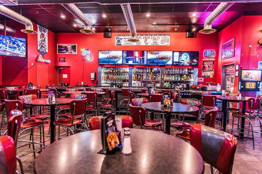 More Photos Of 11166 County Road 37 NE, Albertville Restaurant For Sale