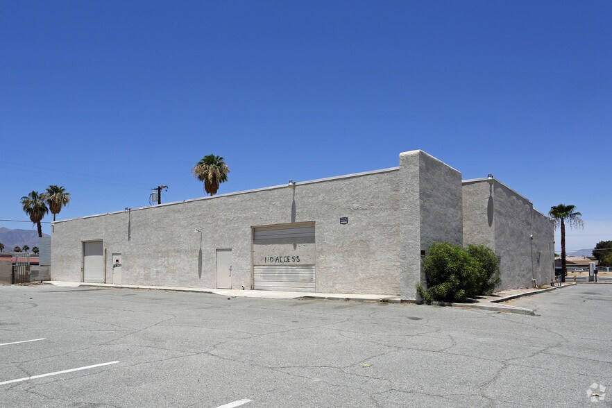 More Photos Of 68303 E Ramon Rd, Cathedral City Freestanding For Lease