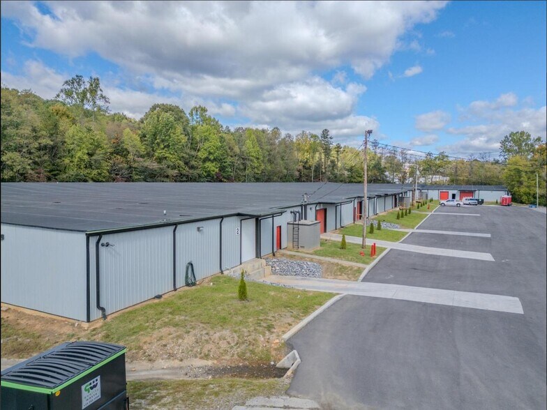 More Photos Of 707 N Liberty Hill Rd, Morristown Warehouse For Lease