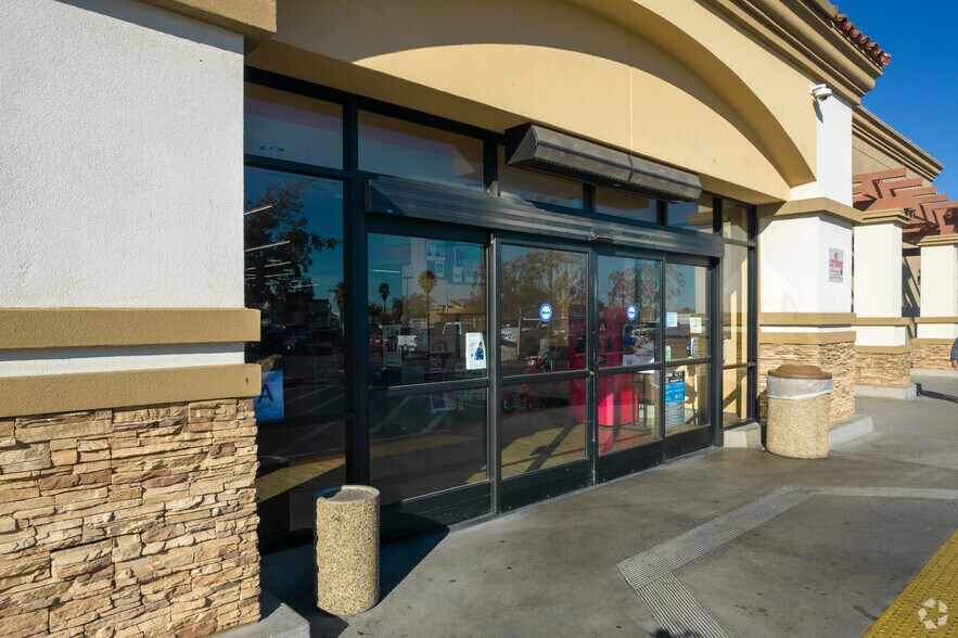 More Photos Of 14136-14200 Hwy 395, Adelanto Unknown For Lease