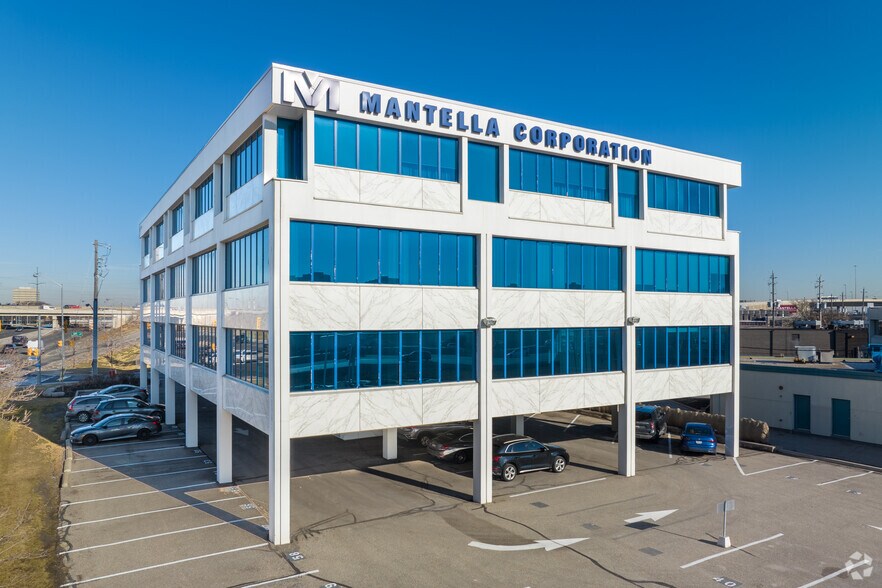 Primary Photo Of 1 Greensboro Dr, Toronto Office For Lease