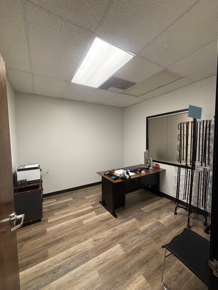 More Photos Of 1101-1105 University Dr E, College Station Medical For Lease