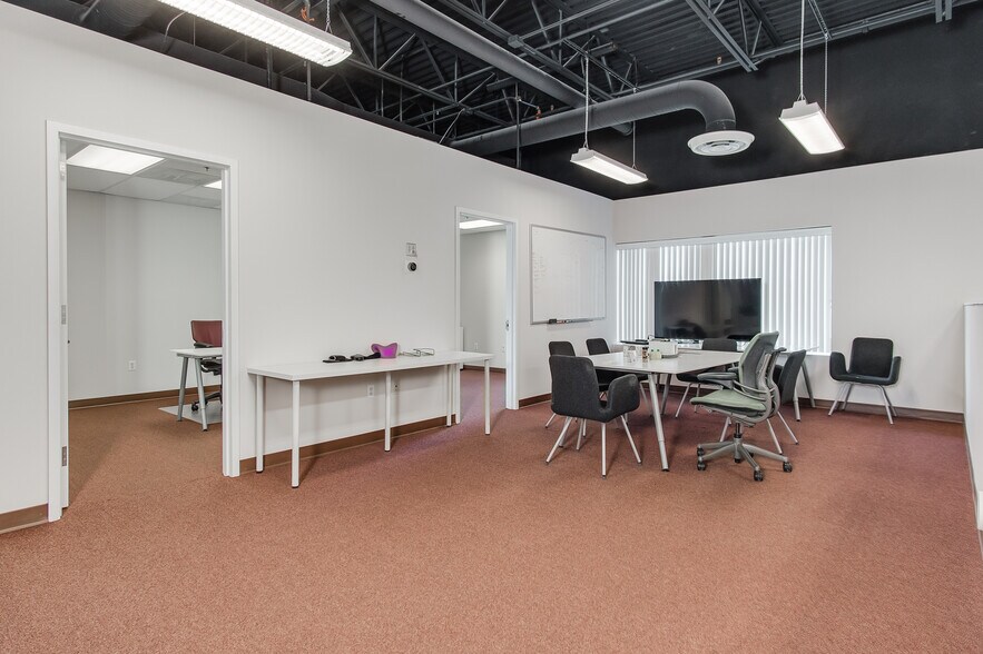 More Photos Of 1539 Tilco Dr, Frederick Light Distribution For Sale