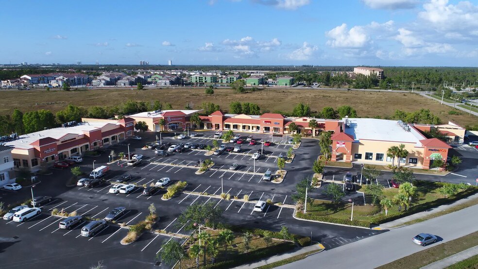 4379-4391 Colonial Blvd, Fort Myers, FL 33912 For Lease | Cityfeet.com