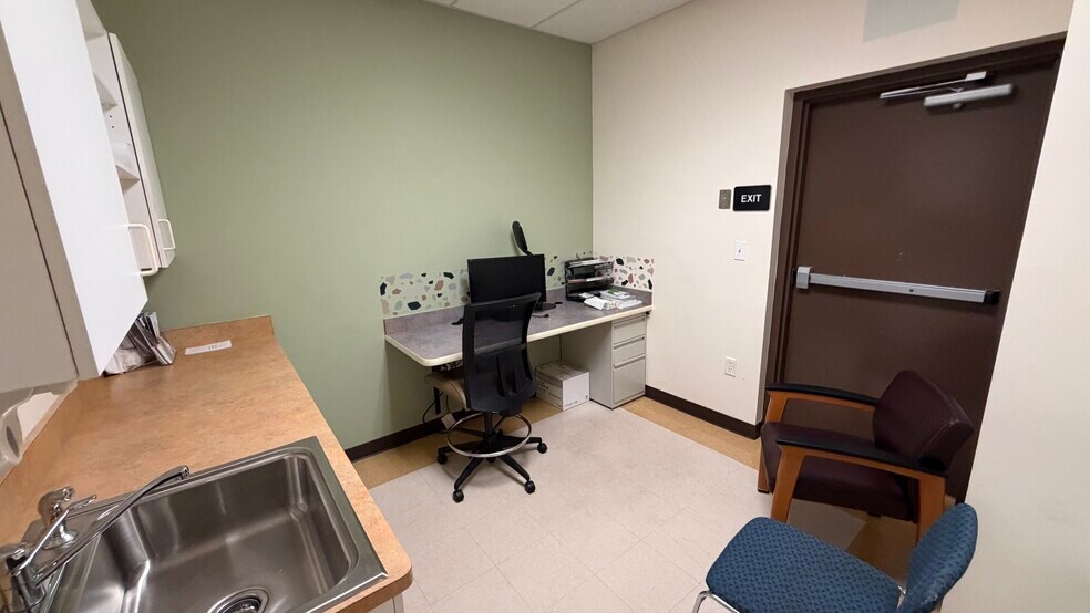 More Photos Of 4379 Easton Ave, Bethlehem Medical For Lease