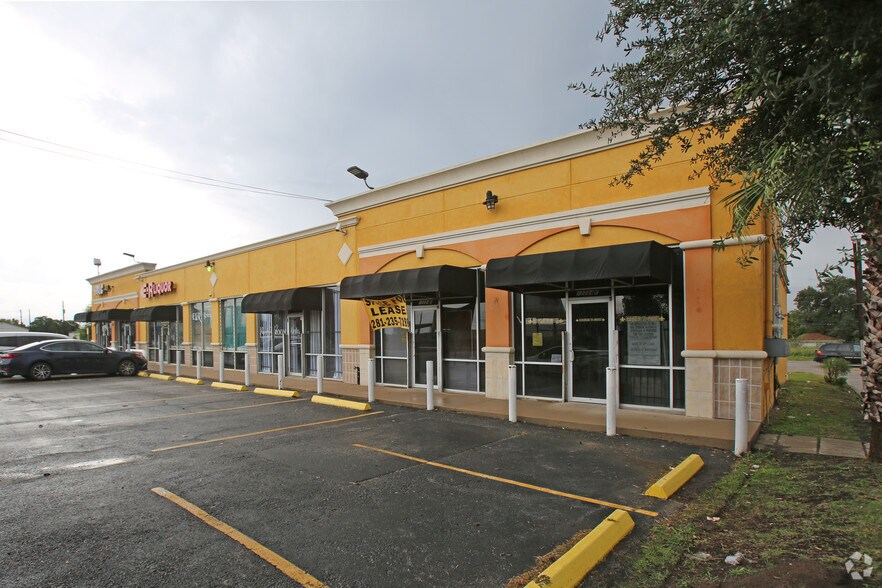 12224 Almeda Rd, Houston, TX 77045 For Lease
