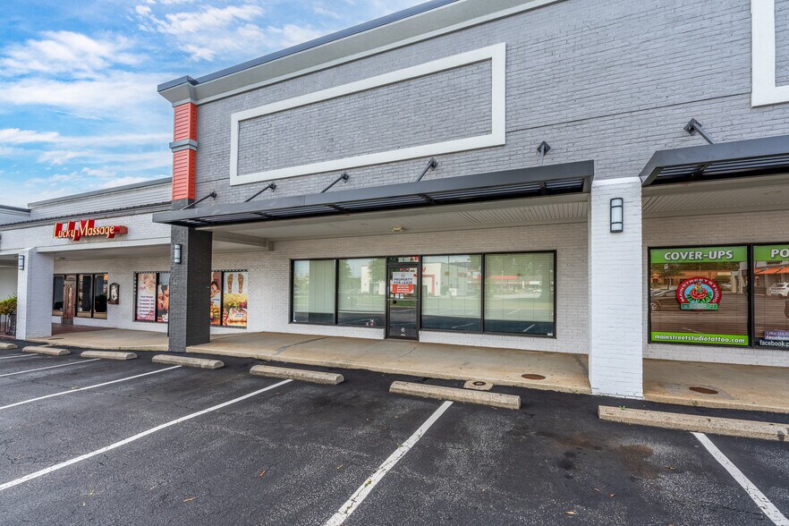 More Photos Of 1178 Woodruff Rd, Greenville Unknown For Lease