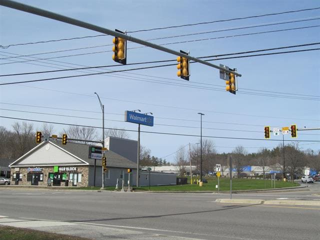 Primary Photo Of 126 Washington St, Claremont Storefront For Lease