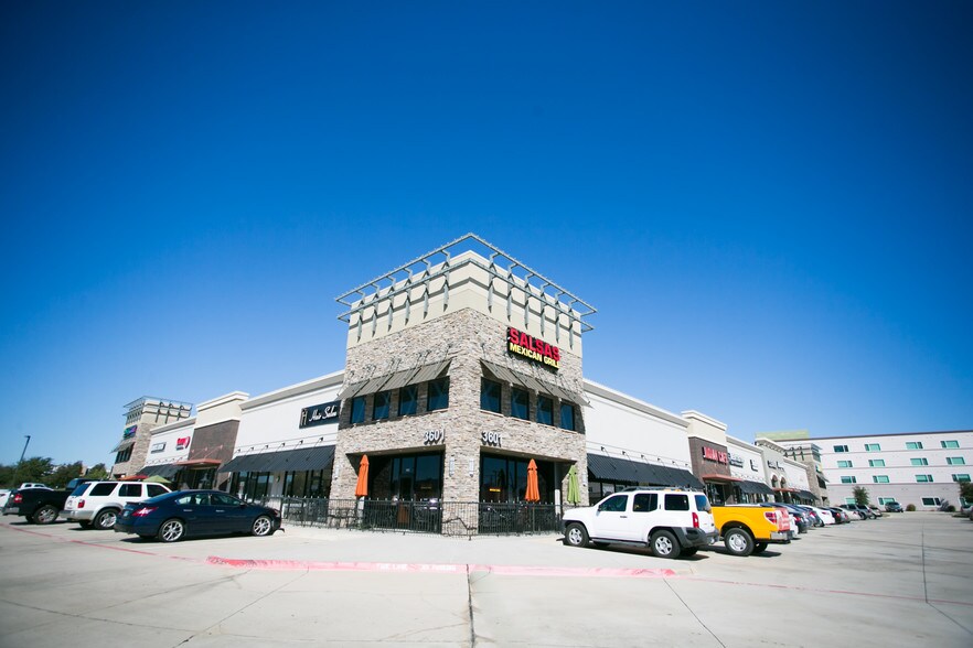 More Photos Of N Belt Line Rd, Irving Unknown For Lease