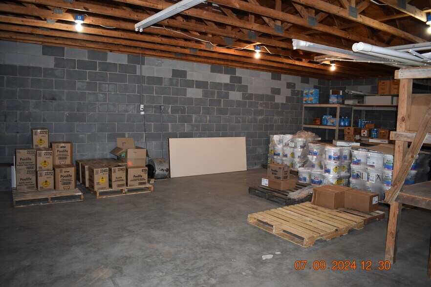 More Photos Of 826 S Post Rd, Shelby Storefront For Sale