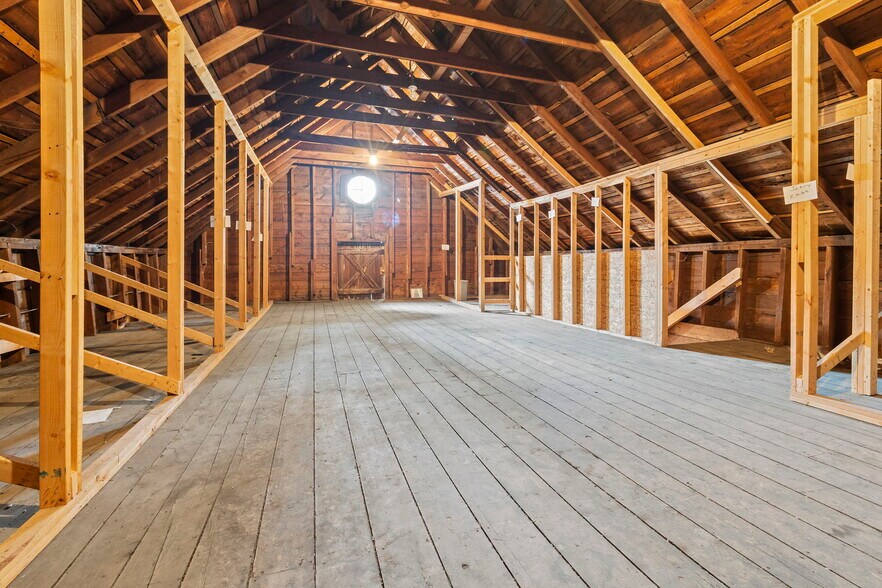 More Photos Of 40 E Main St, Canton Apartments For Sale