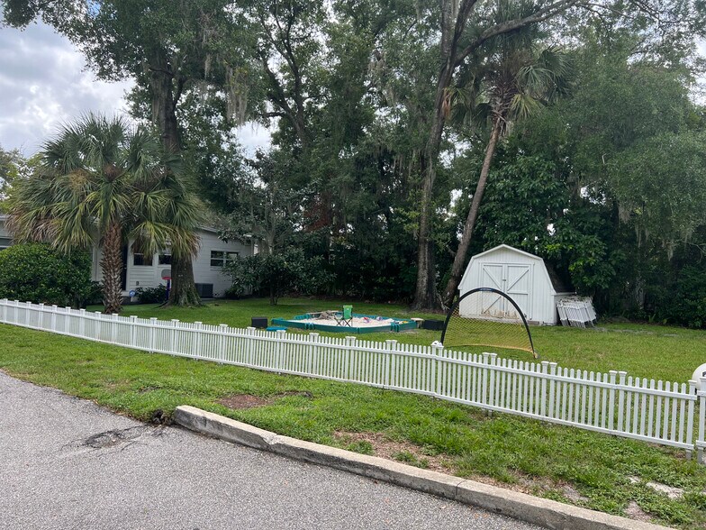 More Photos Of 2061 Dundee Dr, Winter Park Medical For Lease