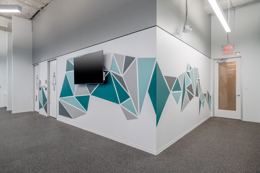 More Photos Of 1925 Ballenger Ave, Alexandria Office For Lease