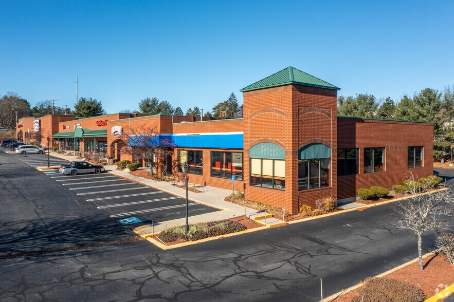 More Photos Of 166-174 Daniel Webster Hwy, Nashua Unknown For Lease