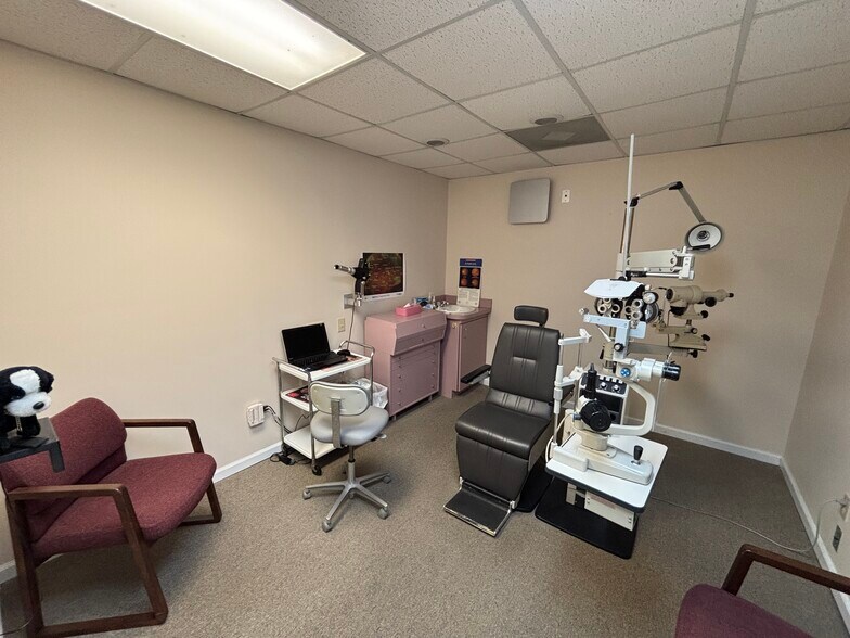 More Photos Of 3700 Largent Way, Smyrna Medical For Sale