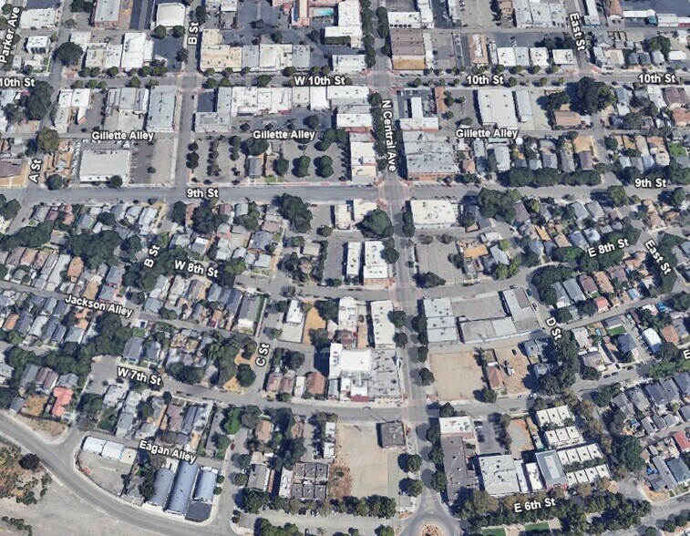 More Photos Of 15-17 W 8th St, Tracy Office For Lease