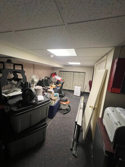 More Photos Of 313 S 16th St, Philadelphia Office For Sale