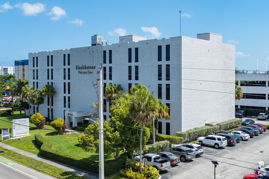 Primary Photo Of 3700 Washington St, Hollywood Medical For Lease