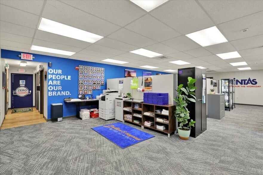 More Photos Of 2745A Leisczs Bridge Rd, Reading Industrial For Sale