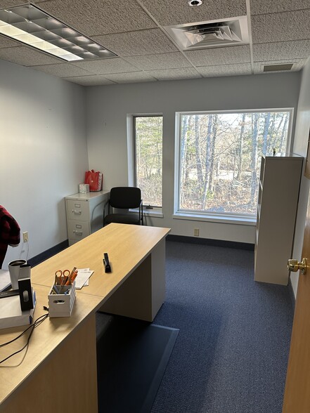 More Photos Of 409 Fortune Blvd, Milford Office For Lease