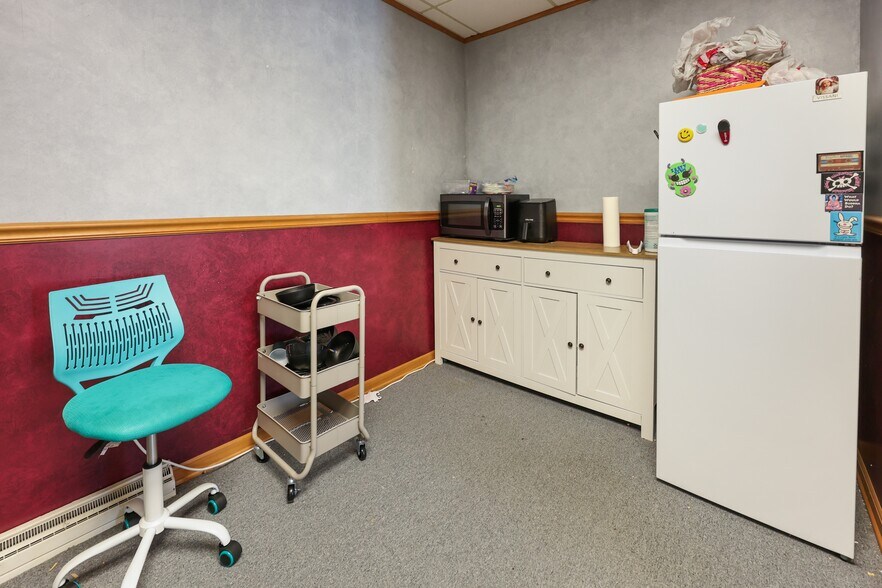 More Photos Of 20 S 32nd Ave S, Saint Cloud Office For Sale