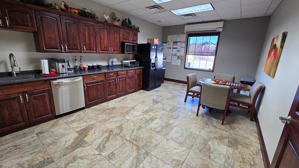 More Photos Of 3240-3242 S Woodruff Ave, Idaho Falls Medical For Sale