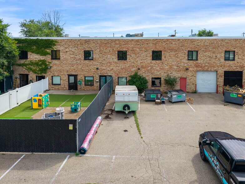 More Photos Of , Bloomington Flex For Sale