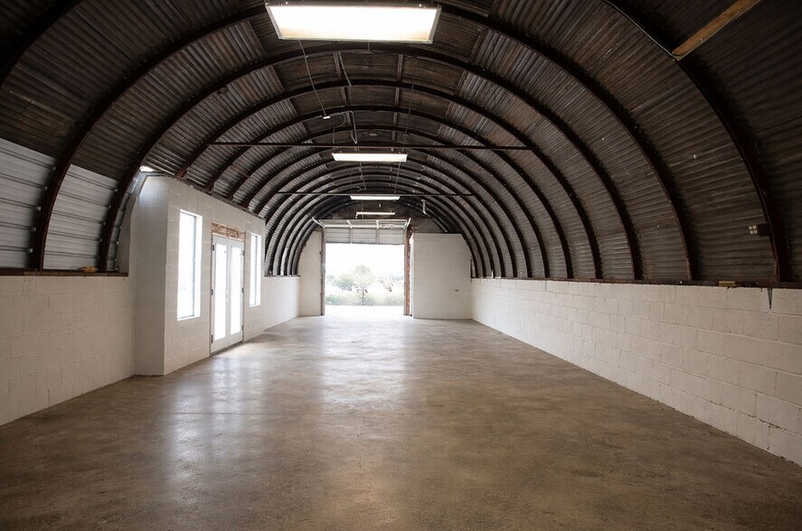 More Photos Of 563-565 MLK Jr Blvd, Fayetteville Freestanding For Lease