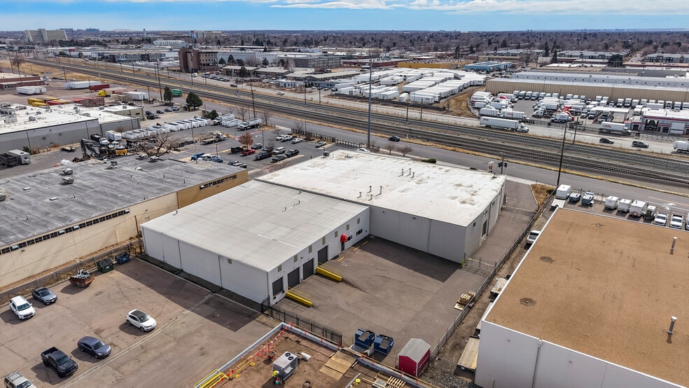More Photos Of 5757 E 42nd Ave, Denver Warehouse For Lease