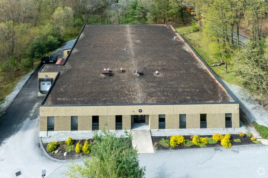 More Photos Of 9 Beaver Brook Rd, Littleton Research And Development For Lease