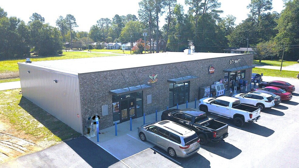 More Photos Of 341 S Main St, Bishopville Service Station For Sale