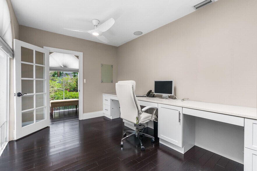 More Photos Of 354 NE 1st Ave, Delray Beach Office For Sale
