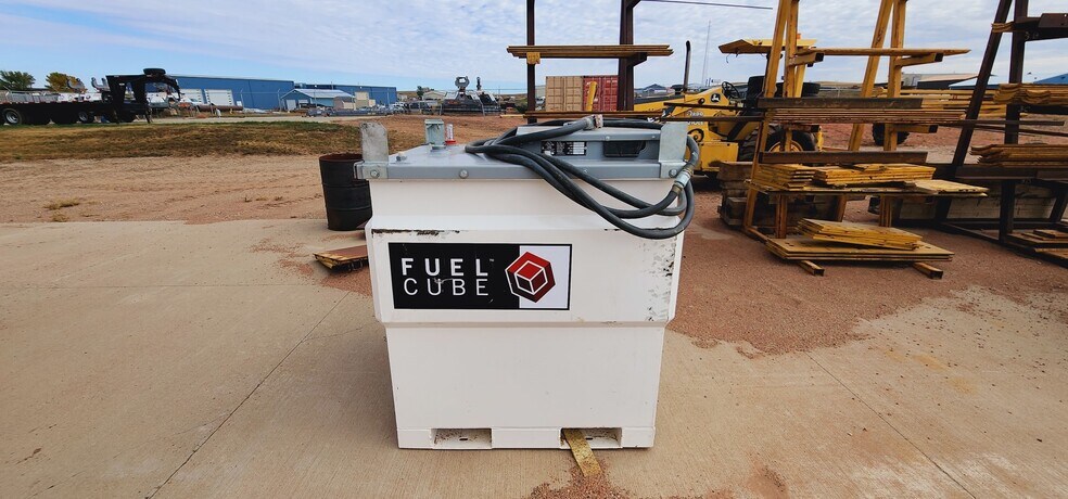 More Photos Of 860 35th Ave E, Dickinson Warehouse For Sale