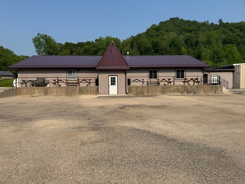 Primary Photo Of 61486 County Road 86, Kellogg Restaurant For Sale