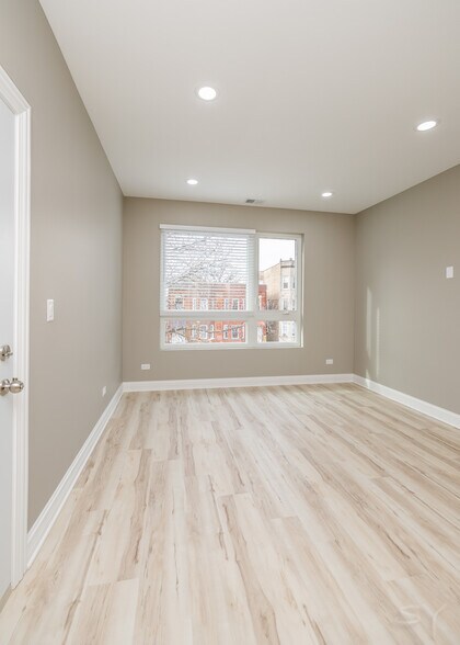 More Photos Of 851 Springfield ave, Chicago Apartments For Sale