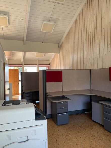 More Photos Of 310 Vista Del Mar, Redondo Beach Loft Creative Space For Lease