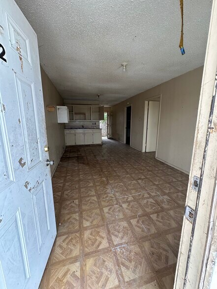 More Photos Of 4329 N Flores St, Edinburg Apartments For Sale