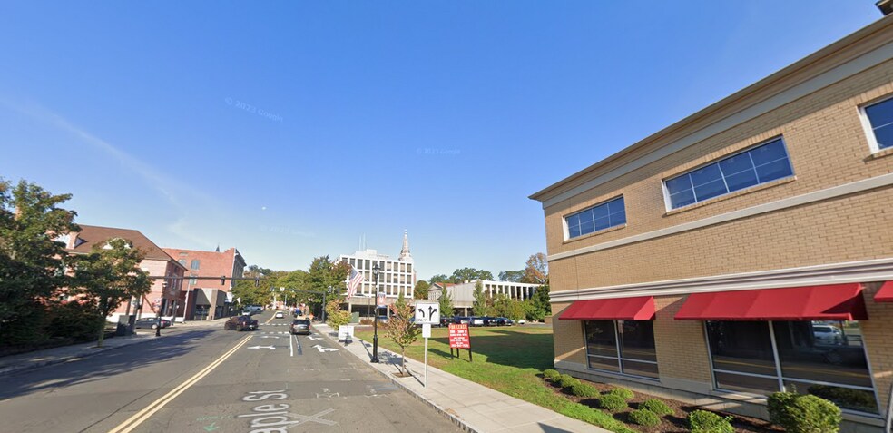 More Photos Of 58 Maple St, Naugatuck Land For Lease