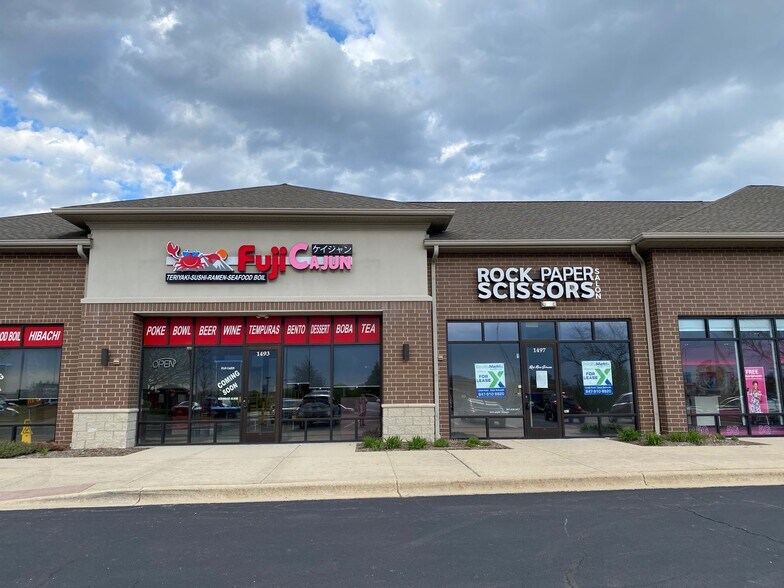 More Photos Of 1493-1505 S Randall Rd, Algonquin Storefront Retail Office For Lease