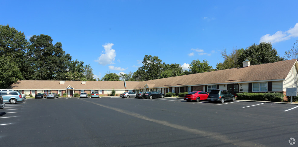 Primary Photo Of 409 E Fairfield Rd, High Point Office For Lease