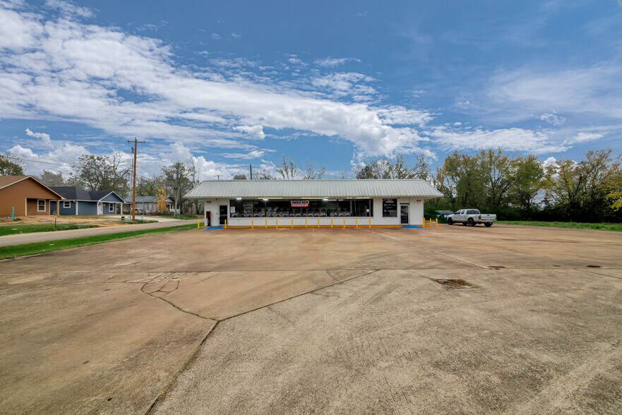 More Photos Of ,  General Retail For Sale