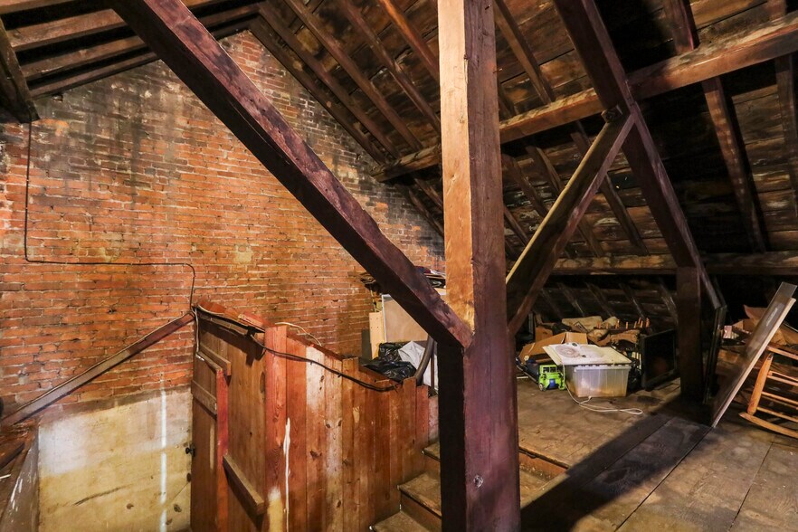 More Photos Of 100 W German St, Shepherdstown Storefront Retail Residential For Sale