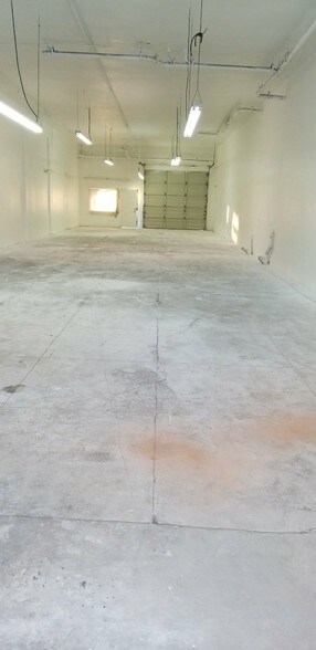 More Photos Of 1218-1224 Long Beach Blvd, Long Beach Storefront Retail Residential For Lease